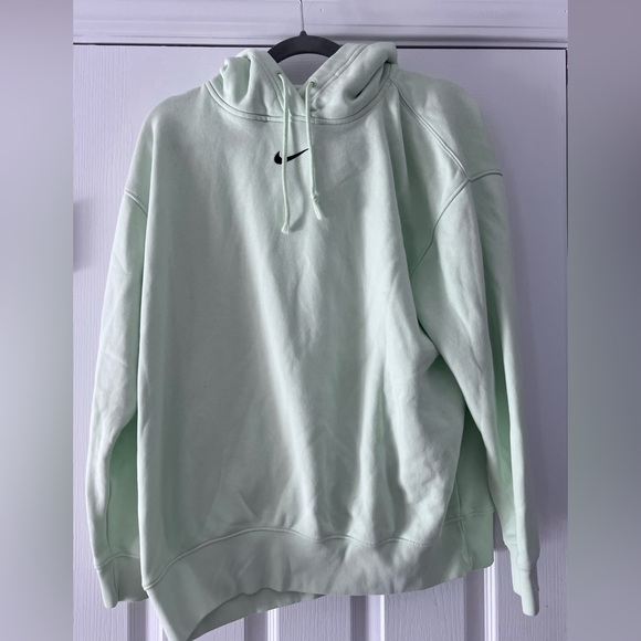 Nike Sweaters - Nike Women's Mint Green Hoodie - Like New - Small